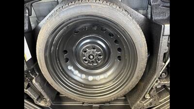 2019 Toyota Corolla Hatchback SE  Hatchback - Photo 12 - Orange, CA 92867