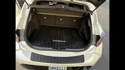 2019 Toyota Corolla Hatchback SE  Hatchback - Photo 11 - Orange, CA 92867