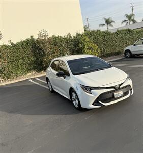 2019 Toyota Corolla Hatchback SE  Hatchback - Photo 3 - Orange, CA 92867