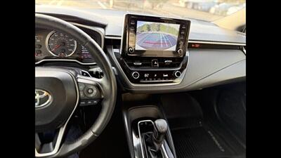 2019 Toyota Corolla Hatchback SE  Hatchback - Photo 14 - Orange, CA 92867