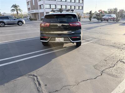 2018 Kia Niro LX   - Photo 8 - Orange, CA 92867