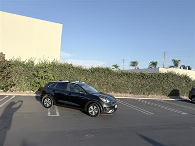 2018 Kia Niro LX   - Photo 4 - Orange, CA 92867
