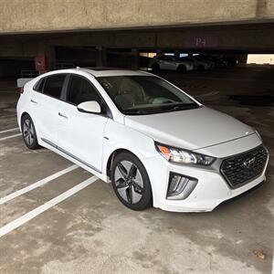 2020 Hyundai IONIQ Hybrid Limited - Photo 7 - Orange, CA 92867