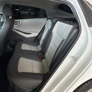 2020 Hyundai IONIQ Hybrid Limited - Photo 23 - Orange, CA 92867