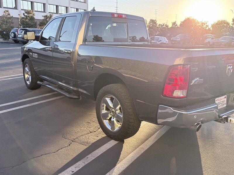 2017 RAM 1500 Big Horn V8 4x4 Crew Cab - Photo 15 - Orange, CA 92867