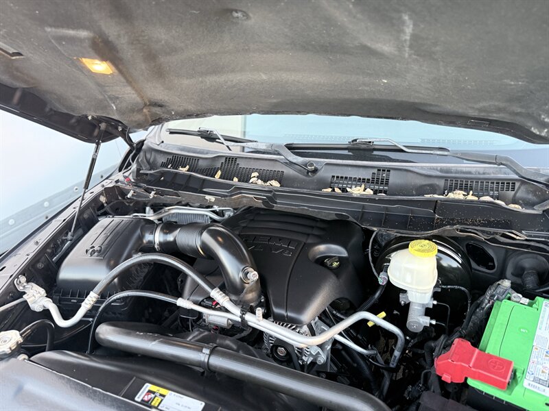 2017 RAM 1500 Big Horn V8 4x4 Crew Cab - Photo 30 - Orange, CA 92867