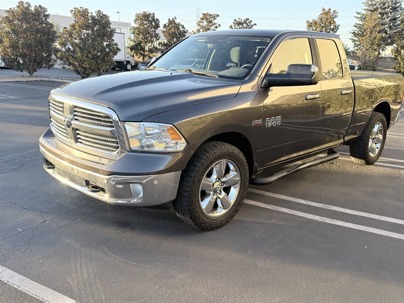 2017 RAM 1500 Big Horn V8 4x4 Crew Cab - Photo 6 - Orange, CA 92867