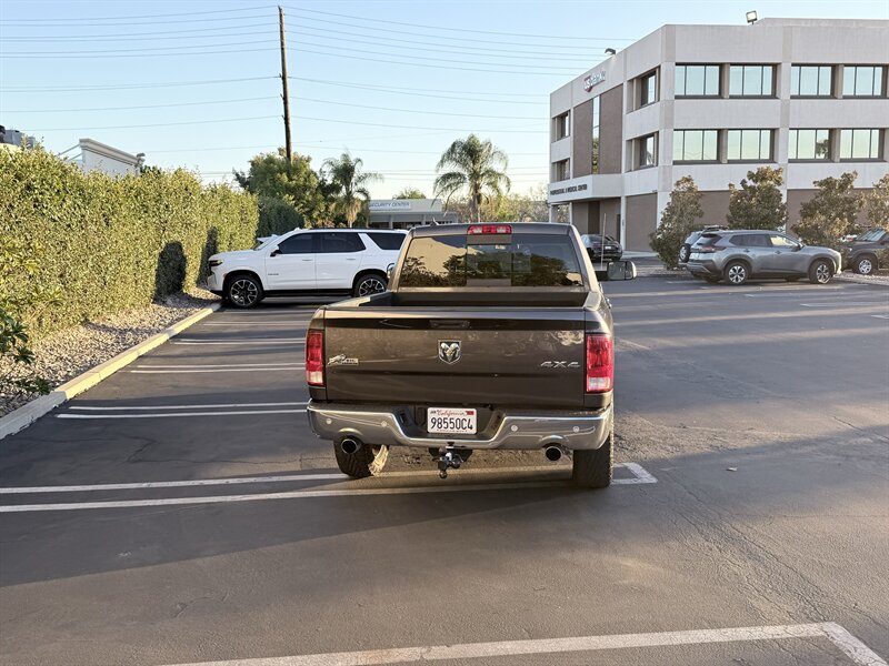 2017 RAM 1500 Big Horn V8 4x4 Crew Cab - Photo 10 - Orange, CA 92867