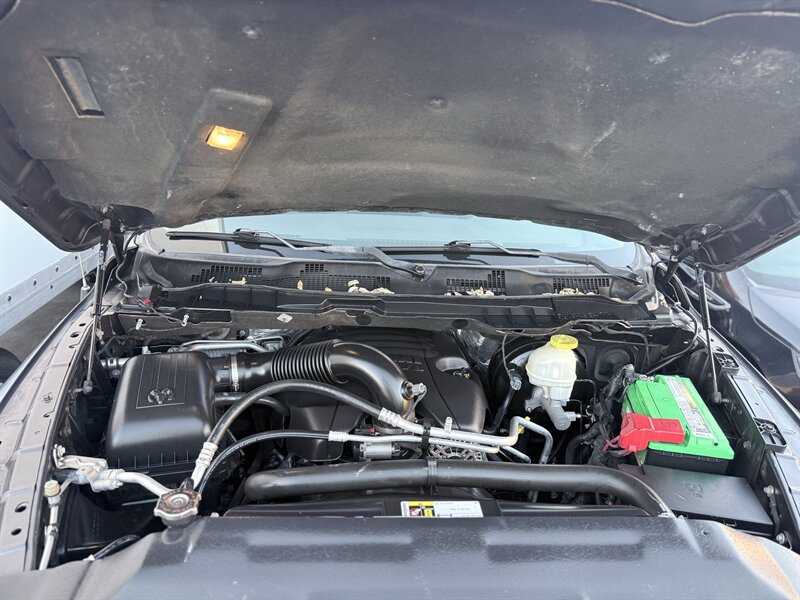 2017 RAM 1500 Big Horn V8 4x4 Crew Cab - Photo 29 - Orange, CA 92867