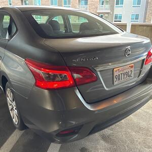 2016 Nissan Sentra S   - Photo 4 - Orange, CA 92867