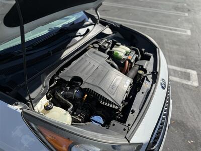 2017 Kia Niro Touring   - Photo 25 - Orange, CA 92867