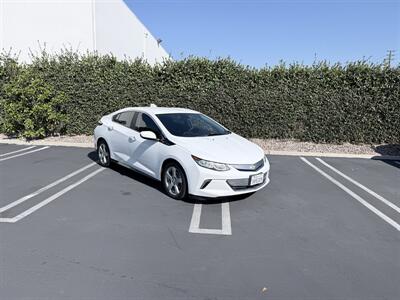 2017 Chevrolet Volt 2LT Plug-in Hybrid - Photo 3 - Orange, CA 92867