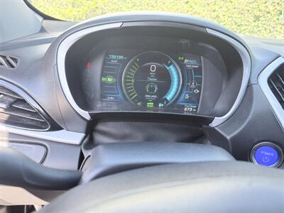 2017 Chevrolet Volt 2LT Plug-in Hybrid - Photo 21 - Orange, CA 92867