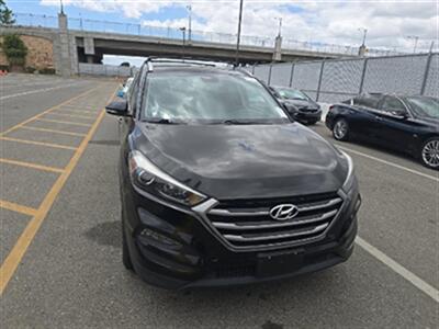 2017 Hyundai Tucson SE Plus   - Photo 2 - Orange, CA 92867