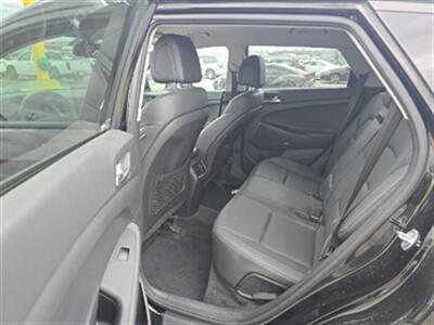 2017 Hyundai Tucson SE Plus   - Photo 13 - Orange, CA 92867