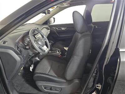 2018 Nissan Rogue Hybrid SV - Photo 6 - Orange, CA 92867