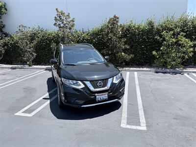 2018 Nissan Rogue Hybrid SV   - Photo 2 - Orange, CA 92867