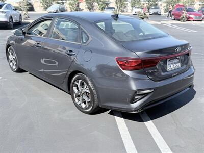 2021 Kia Forte LXS   - Photo 8 - Orange, CA 92867