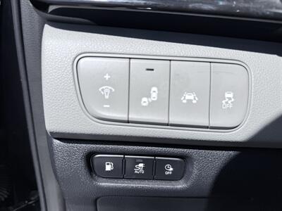 2019 Kia Niro Plug-In Hybrid EX Premium - Photo 10 - Orange, CA 92867