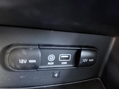 2019 Kia Niro Plug-In Hybrid EX Premium - Photo 18 - Orange, CA 92867