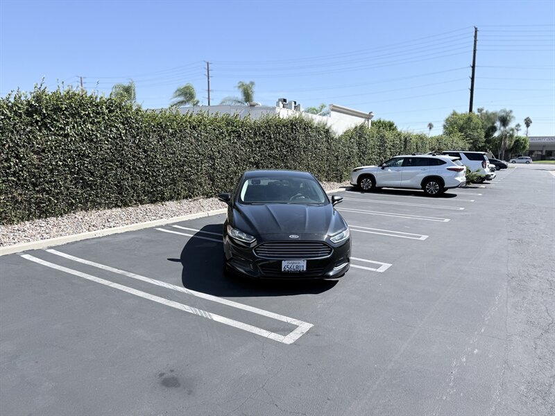 2015 Ford Fusion Hybrid SE - Photo 7 - Orange, CA 92867
