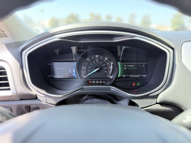 2015 Ford Fusion Hybrid SE - Photo 13 - Orange, CA 92867