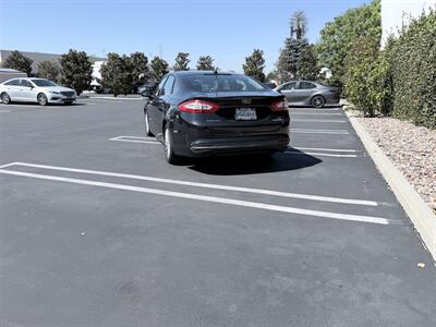 2015 Ford Fusion Hybrid SE - Photo 9 - Orange, CA 92867