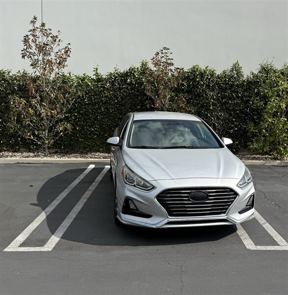 2018 Hyundai SONATA SE  