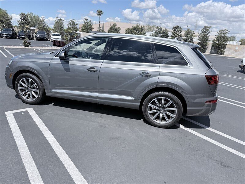 2018 Audi Q7 3.0T quattro Premium Plus - Photo 11 - Orange, CA 92867