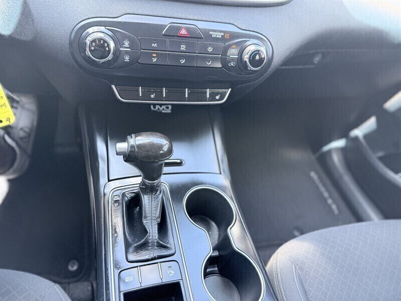 2016 Kia Sorento LX - Photo 7 - Orange, CA 92867