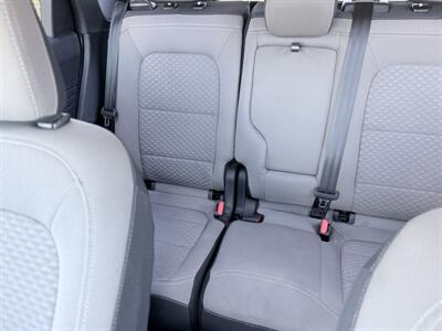 2022 Ford Escape Hybrid SE   - Photo 11 - Orange, CA 92867