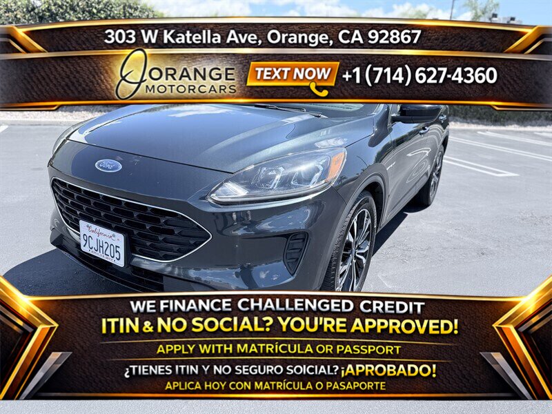 2022 Ford Escape Hybrid SE  