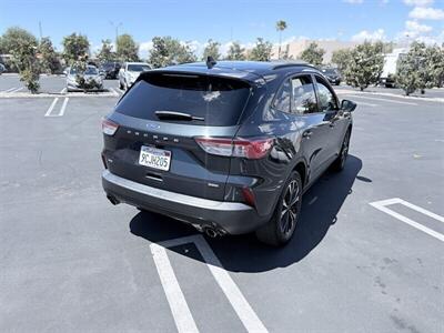 2022 Ford Escape Hybrid SE - Photo 6 - Orange, CA 92867