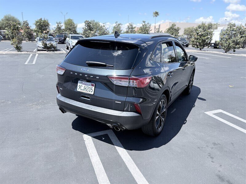 2022 Ford Escape Hybrid SE - Photo 7 - Orange, CA 92867