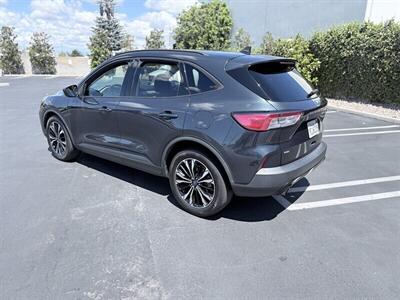 2022 Ford Escape Hybrid SE - Photo 8 - Orange, CA 92867