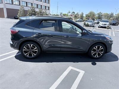 2022 Ford Escape Hybrid SE - Photo 5 - Orange, CA 92867
