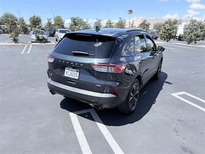 2022 Ford Escape Hybrid SE   - Photo 7 - Orange, CA 92867