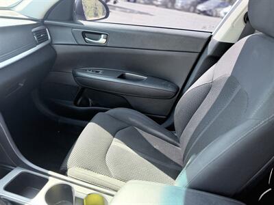 2019 Kia Optima LX - Photo 11 - Orange, CA 92867