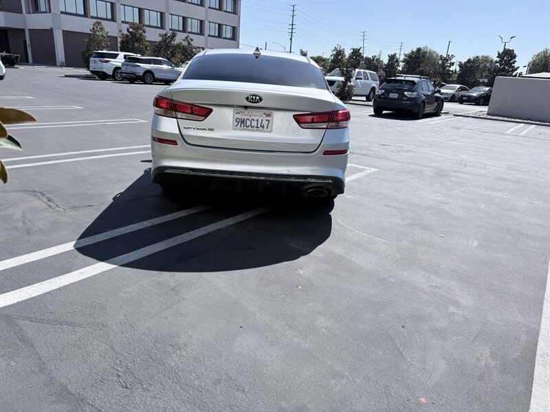 2019 Kia Optima LX - Photo 7 - Orange, CA 92867