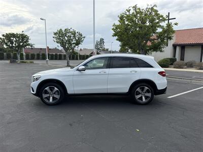 2018 Mercedes-Benz GLC 300 GLC 300 4MATIC   - Photo 5 - Orange, CA 92867