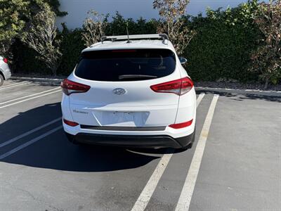 2017 Hyundai TUCSON SE - Photo 17 - Orange, CA 92867