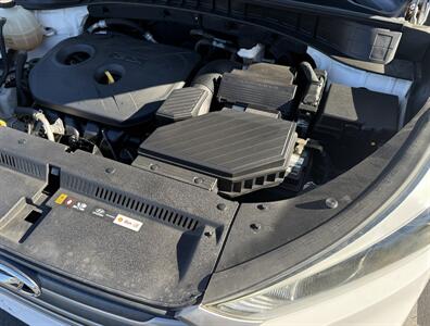 2017 Hyundai TUCSON SE - Photo 36 - Orange, CA 92867