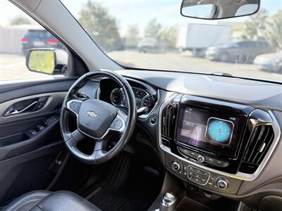 2019 Chevrolet Traverse LT Leather  3LT - Photo 17 - Orange, CA 92867