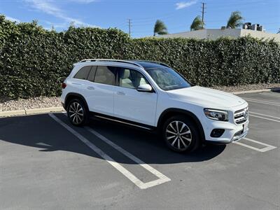 2020 Mercedes-Benz GLB GLB 250   - Photo 8 - Orange, CA 92867