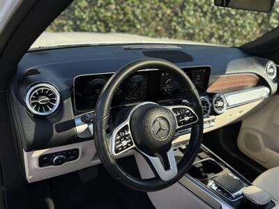 2020 Mercedes-Benz GLB GLB 250   - Photo 16 - Orange, CA 92867
