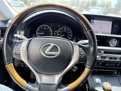 2013 Lexus ES 350 - Photo 14 - Orange, CA 92867