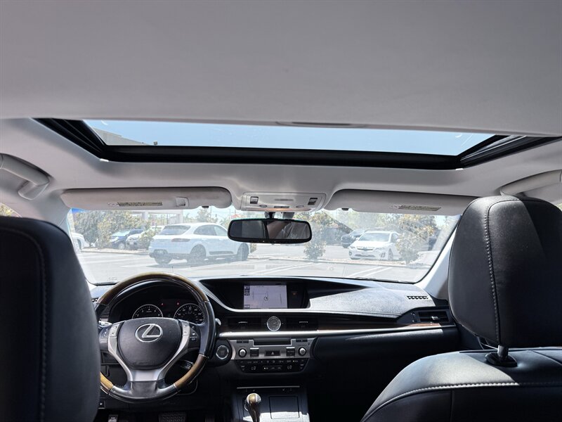 2013 Lexus ES 350 - Photo 20 - Orange, CA 92867