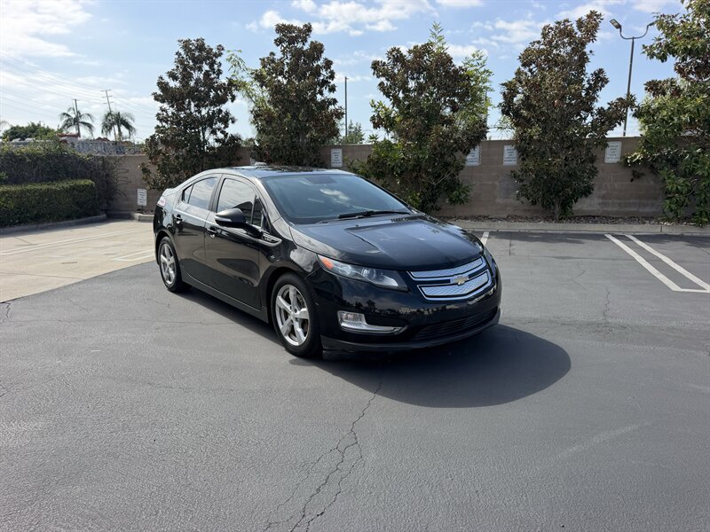 2015 Chevrolet Volt - Photo 3 - Orange, CA 92867