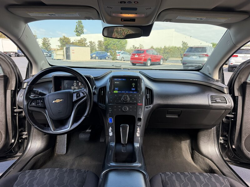 2015 Chevrolet Volt - Photo 13 - Orange, CA 92867