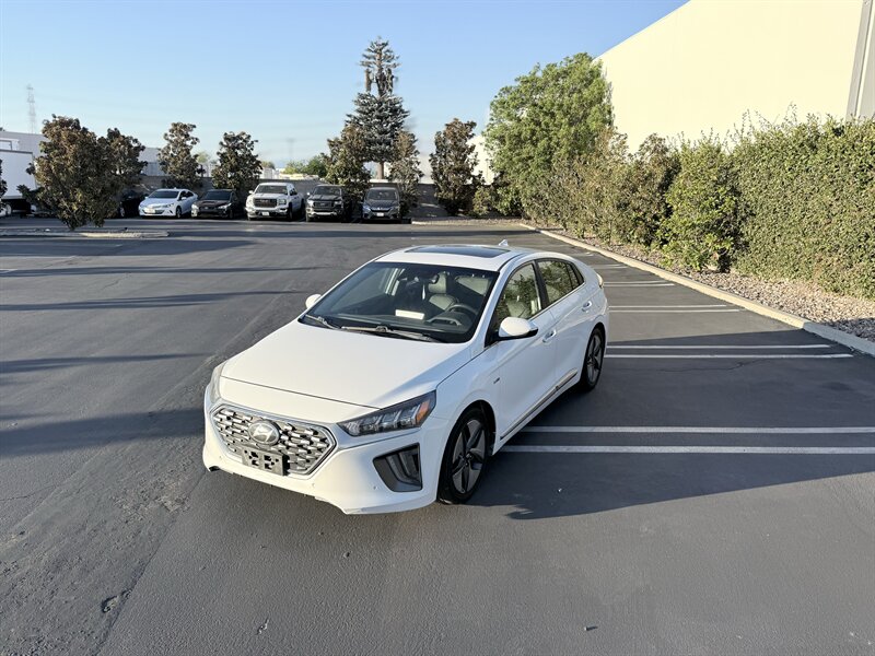 2020 Hyundai IONIQ Hybrid Limited - Photo 3 - Orange, CA 92867